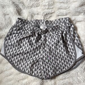 Danskin Now Gray Geometric Athletic Shorts